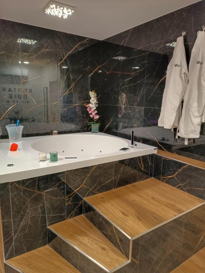 Suite Meghan Home Κατάνια Εξωτερικό φωτογραφία